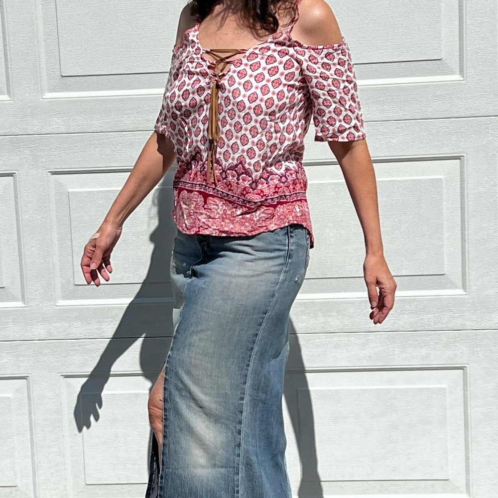 Paisley Shoulderless Top